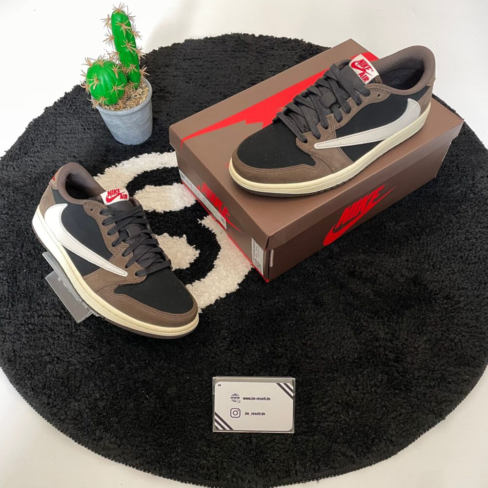 Jordan 1 Low OG Travis Scott Mocha • Größen: 42,5