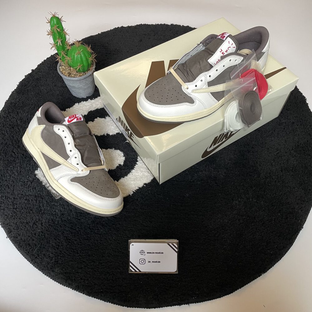Jordan 1 Low Travis Scott Reverse Mocha • Größe 44