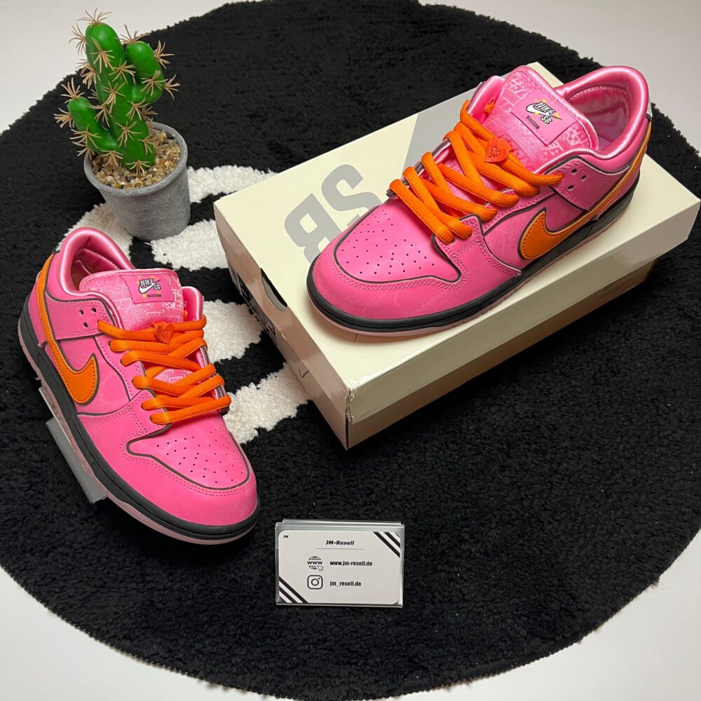 Nike SB Dunk Low The Powerpuff Girls Blossom