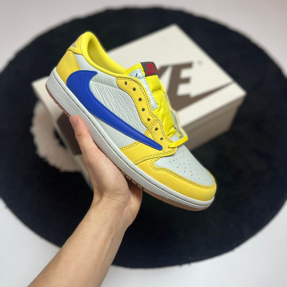 Jordan 1 Low Travis Scott Canary • Größe 43